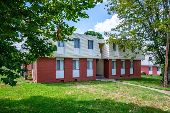 Autumnwood Apartments