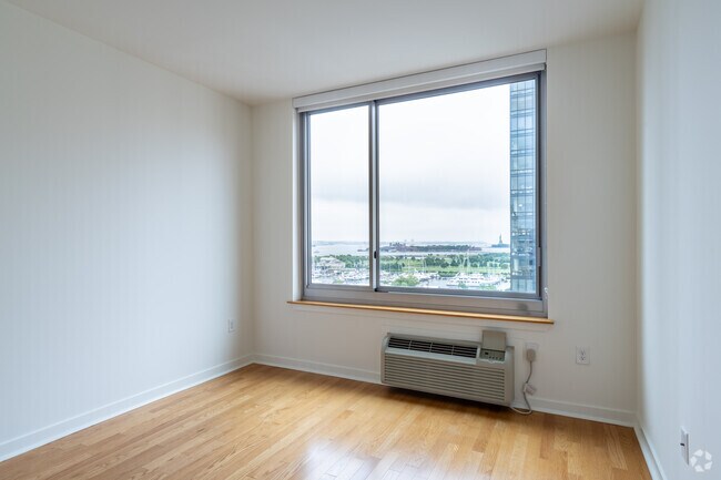 1BR, 1BA - 650SF - 18 Park