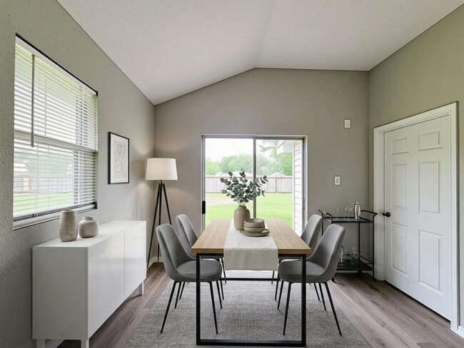 Photo - 15814 Murrelet Ct