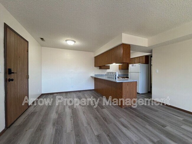 Photo - 539 N 24th St Unit 8