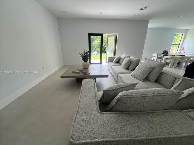 Photo - 12790 SW 91 Ave