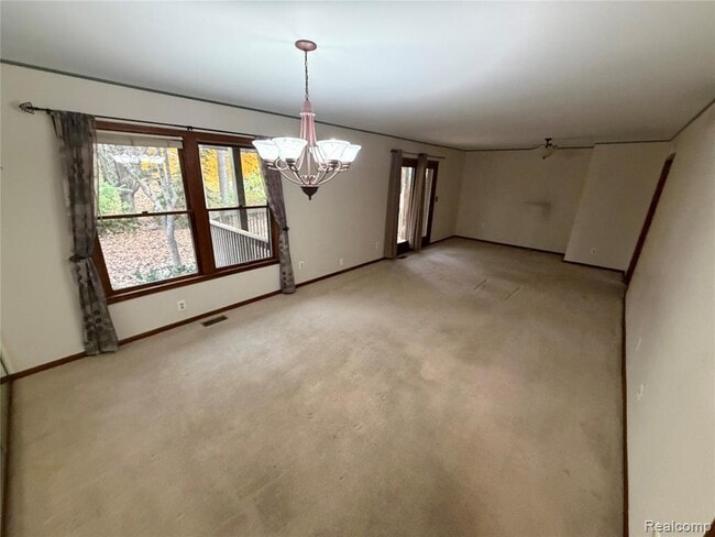 Photo - 23095 Beck Rd