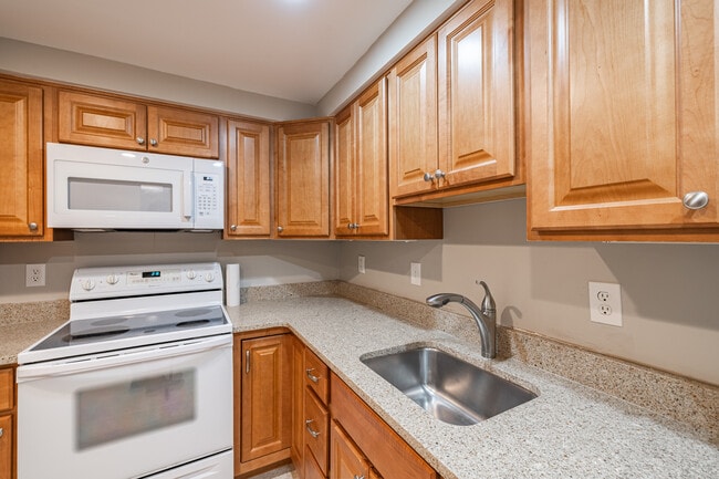Photo - 7651 Tremayne Pl Unit 303