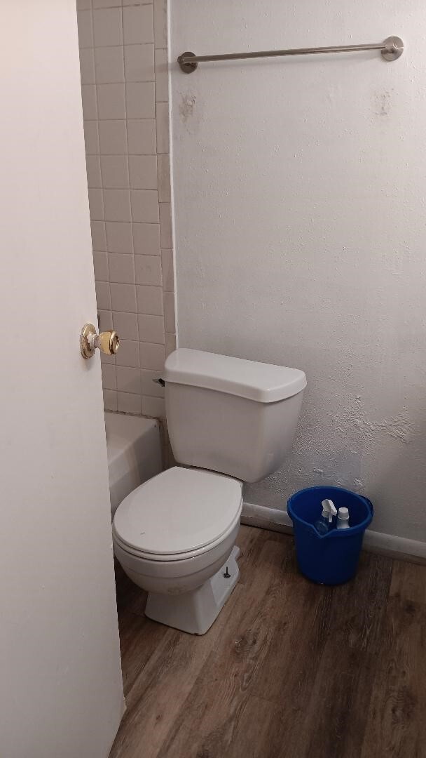 Building Photo - 9090 S Braeswood Blvd Unit 58