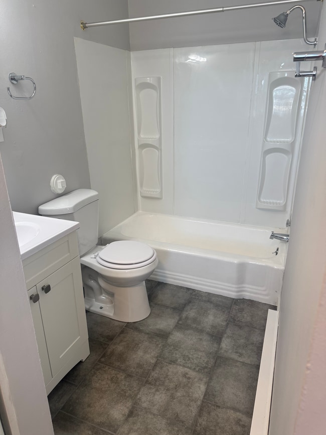 Photo - 5125 Marshall Dr Unit 4