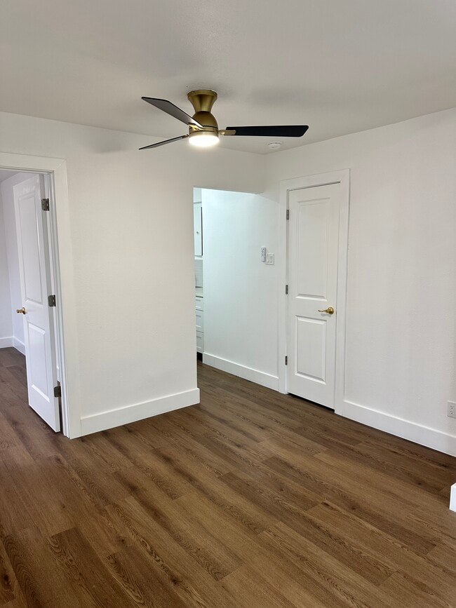 Oakcliff Apartments