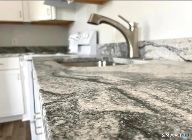 Photo - 30 Anthony St Unidad B