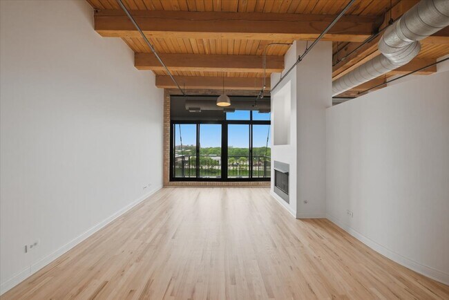 Building Photo - 1250 W Van Buren St Unit # 0514