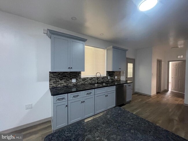 Photo - 20 Pennsylvania Ave