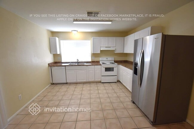Photo - 6002 W Roanoke Ave