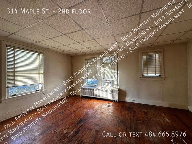 Building Photo - 314 Maple St Unit 2nd floor