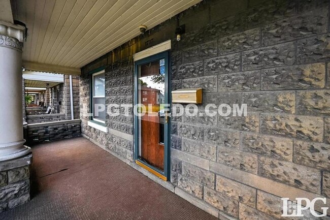Photo - 1715 Greenwood Ave