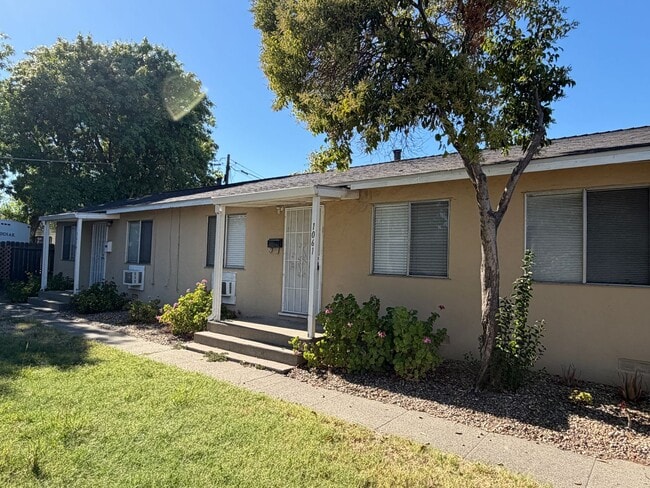 Photo - 1061 E Monte Vista Ave