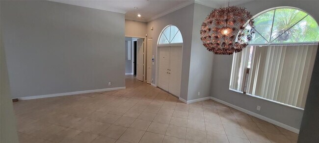 Photo - 100 NW 108th Way