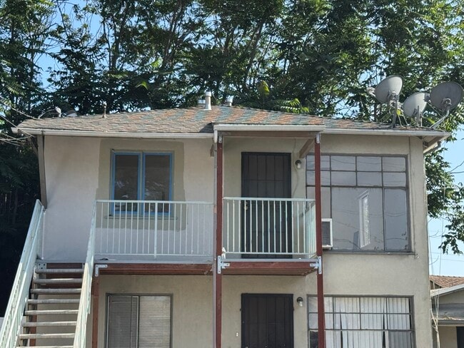 Photo - 416 E Cypress St Apartamentos Unidad A