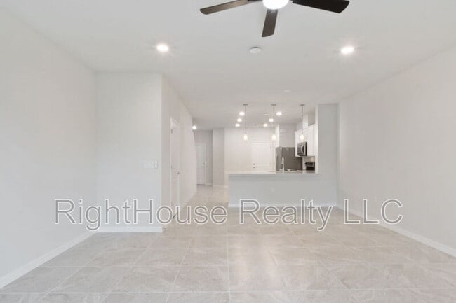 Photo - 3082 Emerald Acrs Ln