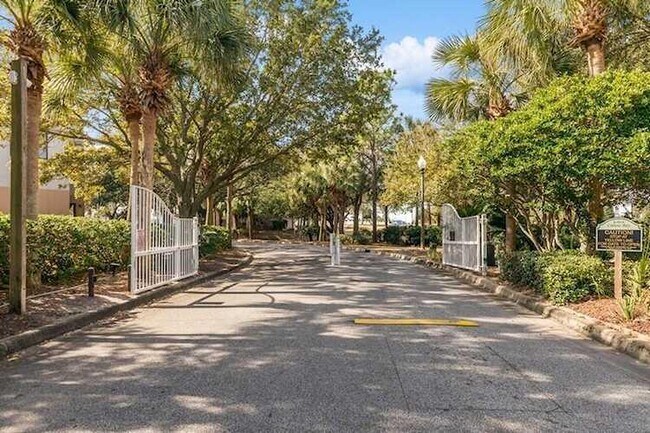 Photo - 4742 Amhurst Cir