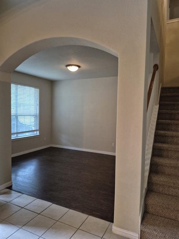 Photo - 808 Busleigh Castle Way