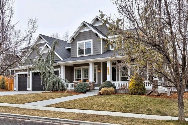 Photo - Beautiful home perfect for entertaining