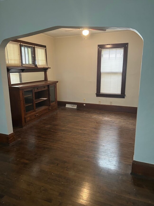 Charming 3-Bedroom Home in McKinley Neighb... - Charming 3-Bedroom Home in McKinley Neighb...