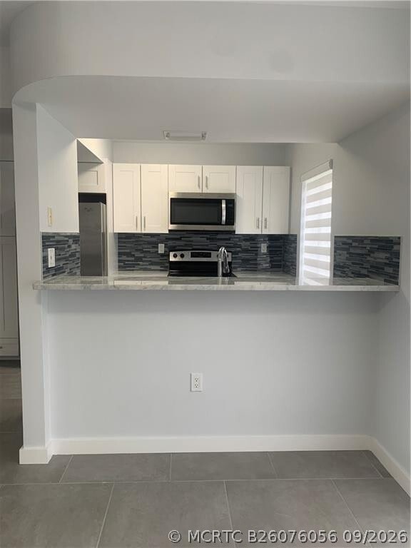 103 Riviera Cir