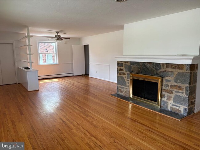 Photo - 1215 Milltown Rd