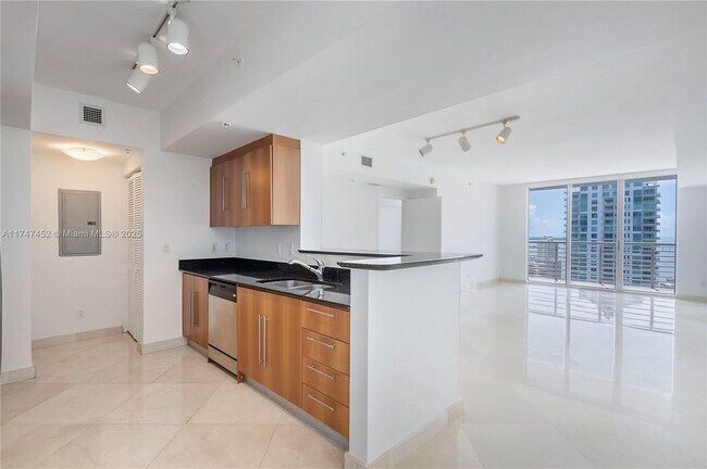 Photo - 325 S Biscayne Blvd Unidad 3721