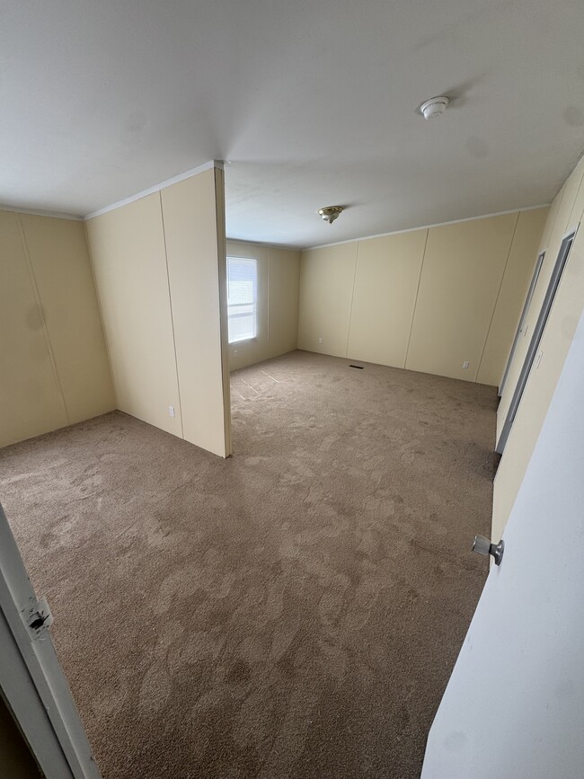 Photo - 107 Sweetwater Dr