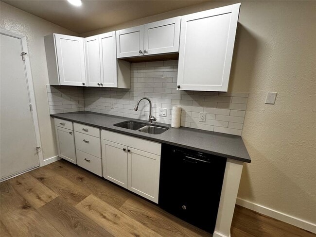 1311 Barbara Dr