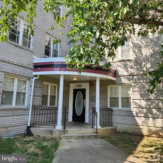 Building Photo - 3868 9th St SE Unit 201 Rental