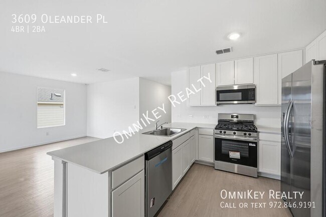 Photo - 3609 Oleander Pl