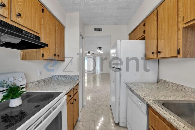 Photo - 7518 Needle Leaf Pl