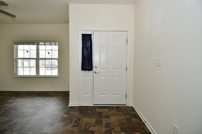 Photo - Spacious 5-bedroom, 3 full bath home in the Greenwood/Clark Pleasant area