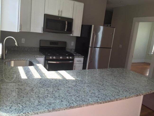 Photo - 103 Marion St Unit 2