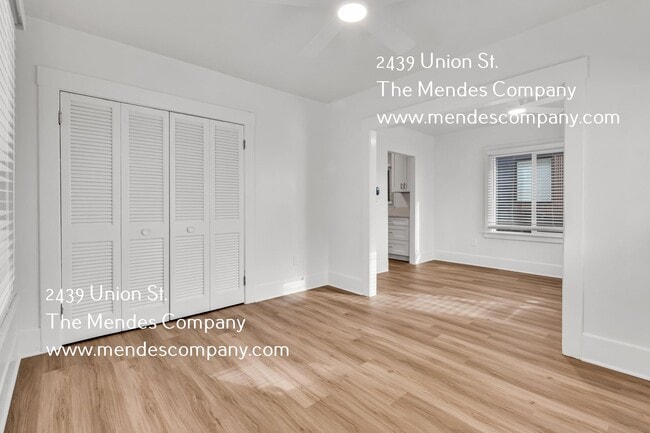 Photo - 2439 Union St