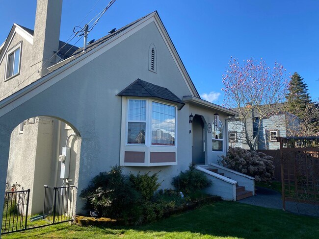 Photo - Ballard Loyal Heights Home