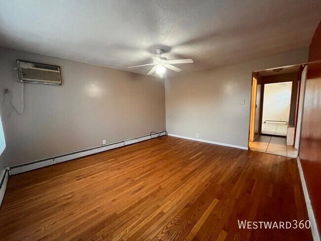 Photo - 1622 N 40th Ave Unidad 2