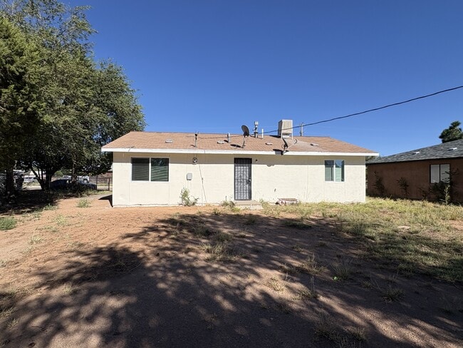 Photo - 409 River Rd