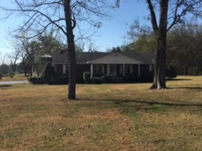 3 Bed, 2 Bath home with Shop & 3 acres! - 3 Bed, 2 Bath home with Shop & 3 acres!