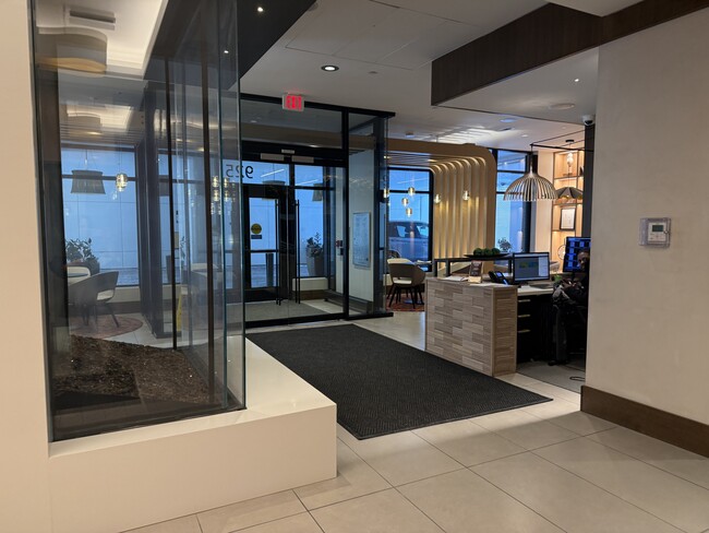 Photo - 925 N Fairfax St Unidad 806