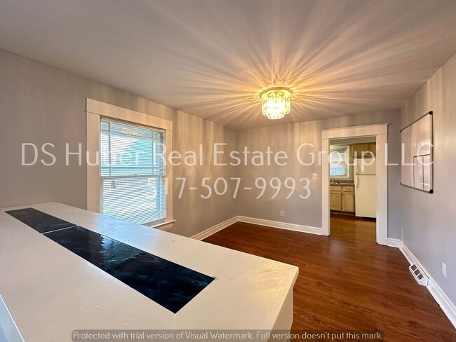 Photo - 526 W Hillsdale St Unidad Hillsdale 526  A (upper)