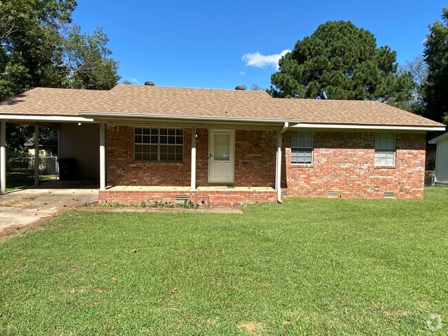 Building Photo - 120 Western Hills Dr Rental