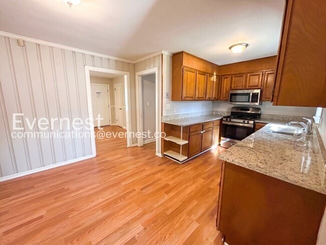 4715 Ballew Dr