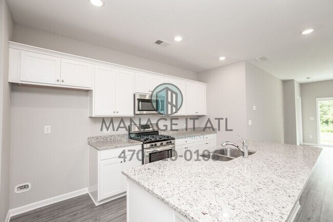 Photo - Beautiful 5 Bedroom House with a Master Be...