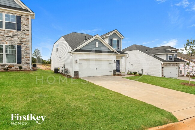 Photo - 525 Hillpark Ln