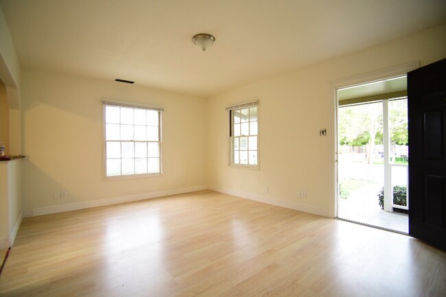 Photo - 99 Norton Ave Unit Na