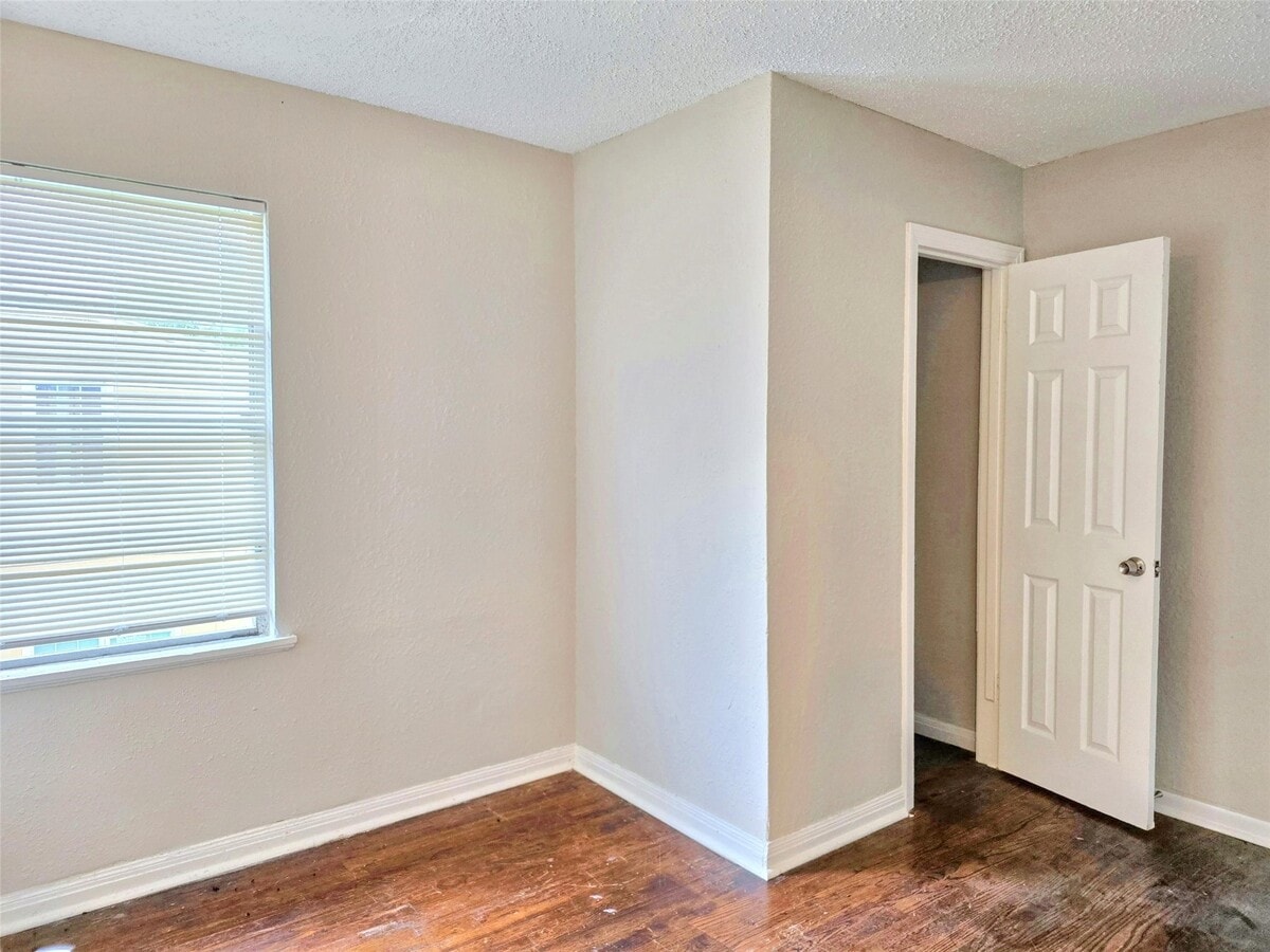 Photo - 1136 5th Ave N