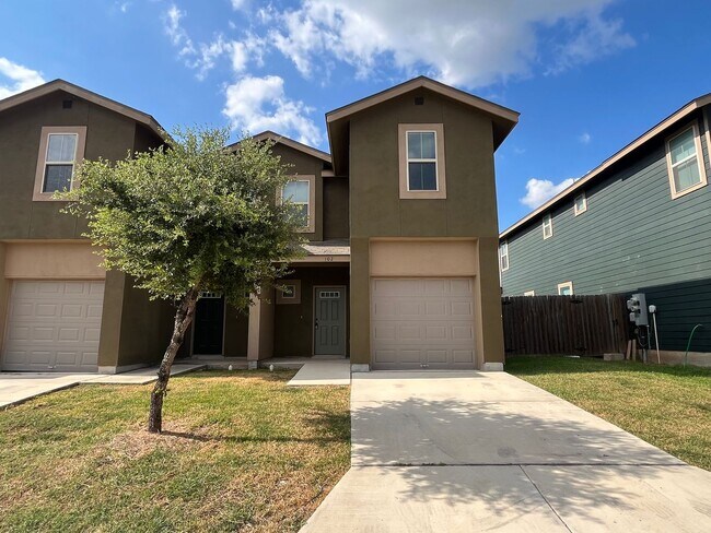 Photo - 6635 Mia Way