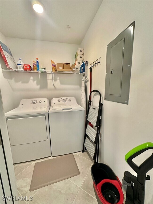 Building Photo - 43989 Boardwalk Loop Unit 2028