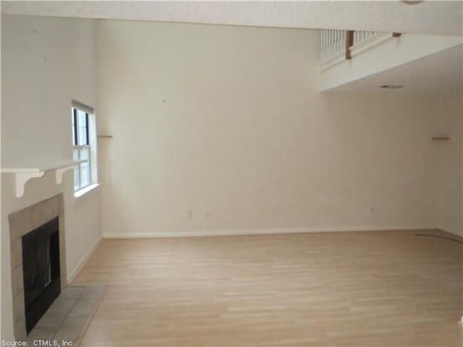 Photo - 105 The Mews